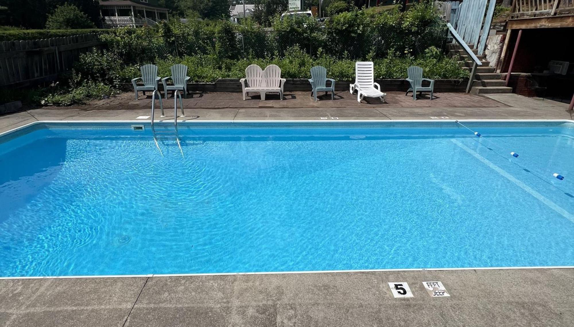 Motel Luzerne Lake Luzerne 外观 照片